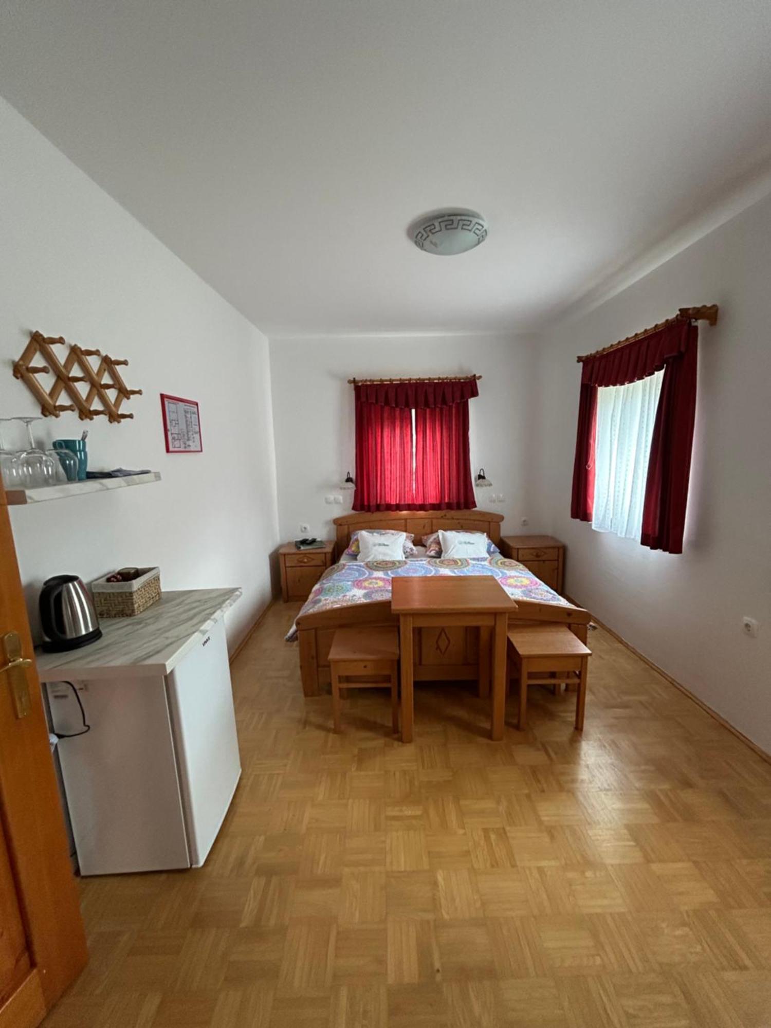 Tourist Farm Gradisnik Apartment Solcava Exterior photo