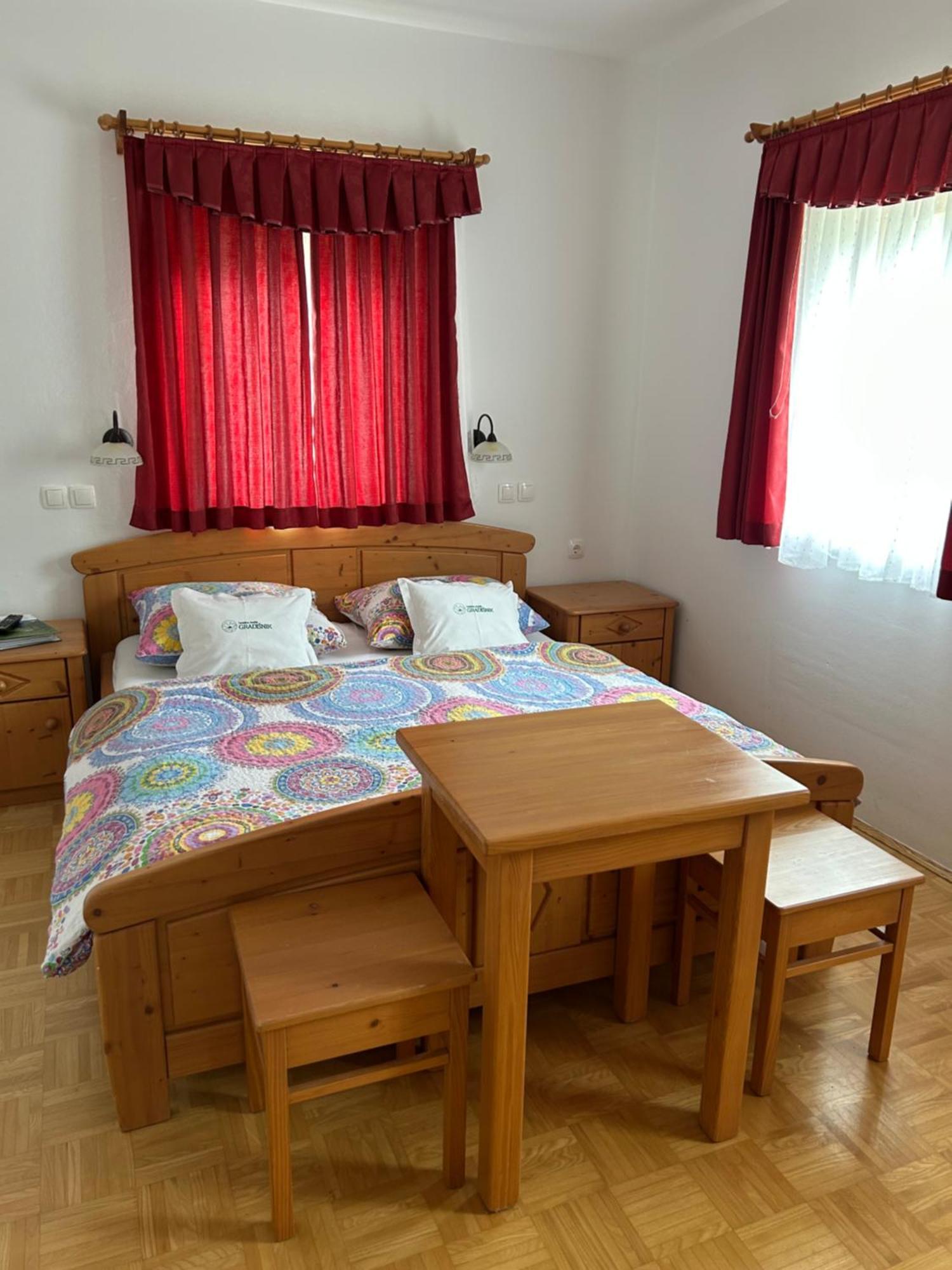 Tourist Farm Gradisnik Apartment Solcava Exterior photo